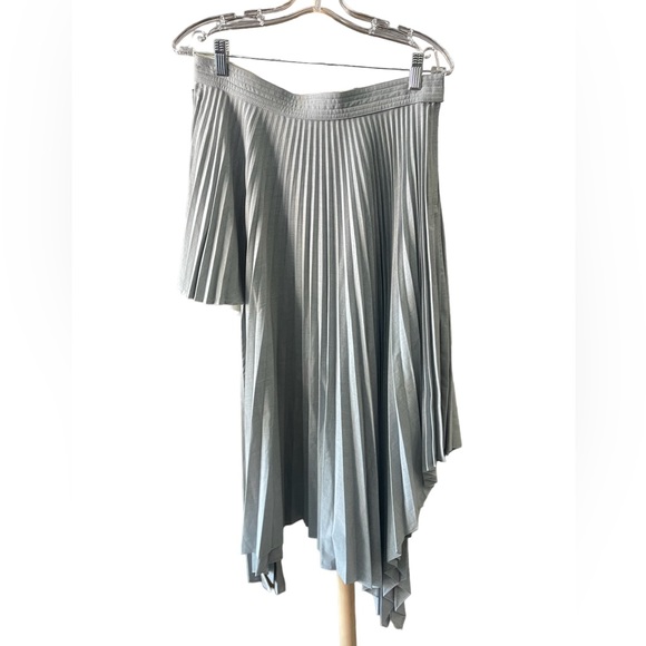 New- Peter Do - Asymmetric pleated wrap skirt Size 6 - Picture 3 of 12